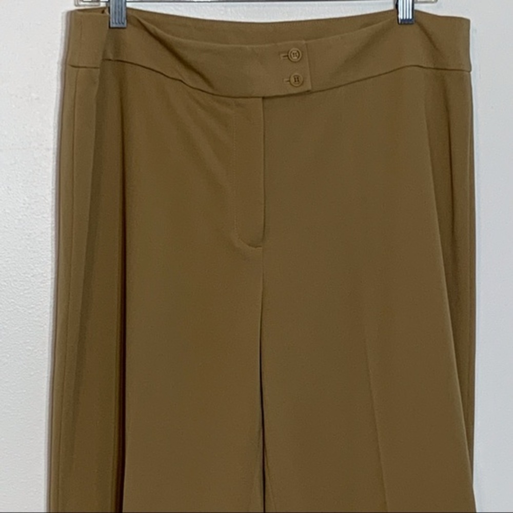 EUC Jones‎ New York Signature Khaki Dress Pants